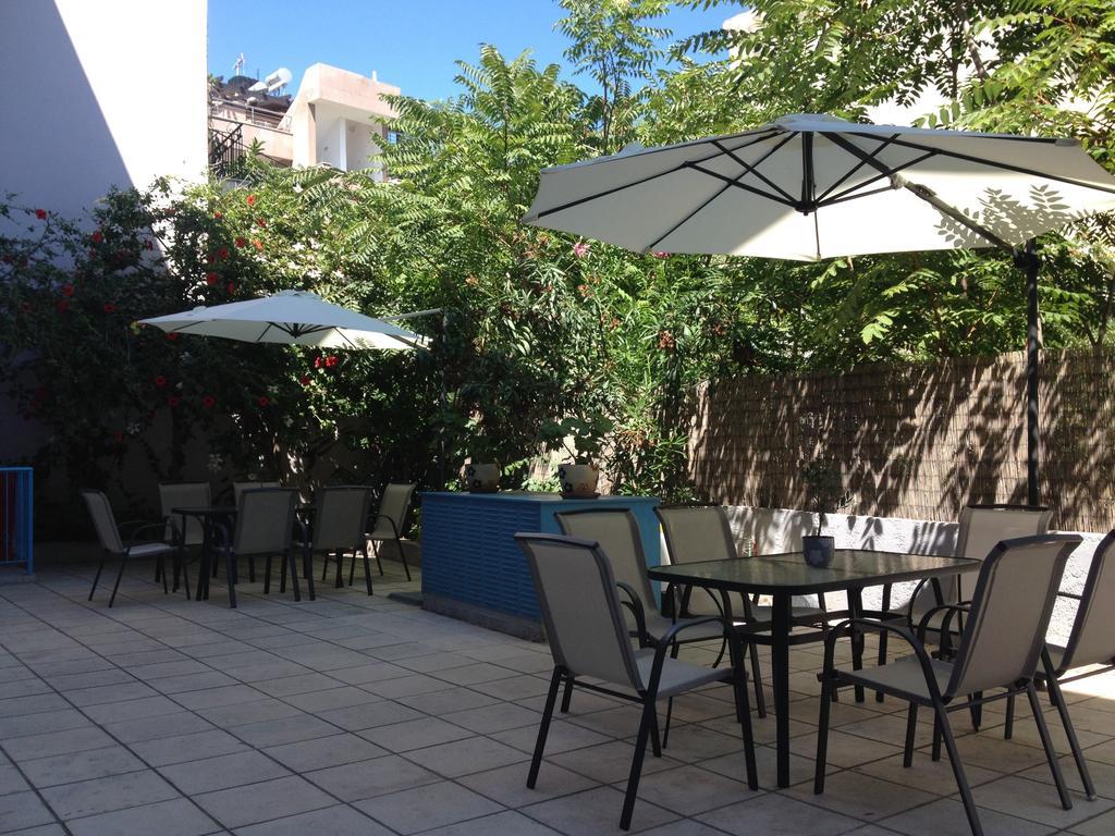 Amalthia Apartments Hersonissos  Bagian luar foto