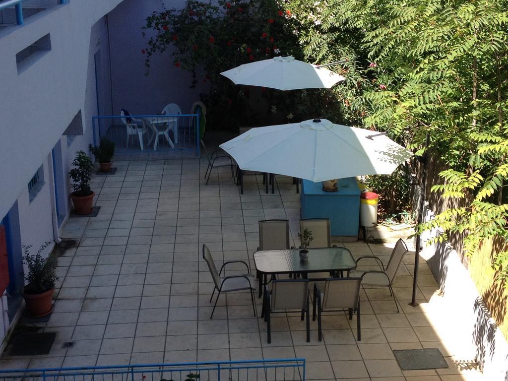 Amalthia Apartments Hersonissos  Bagian luar foto
