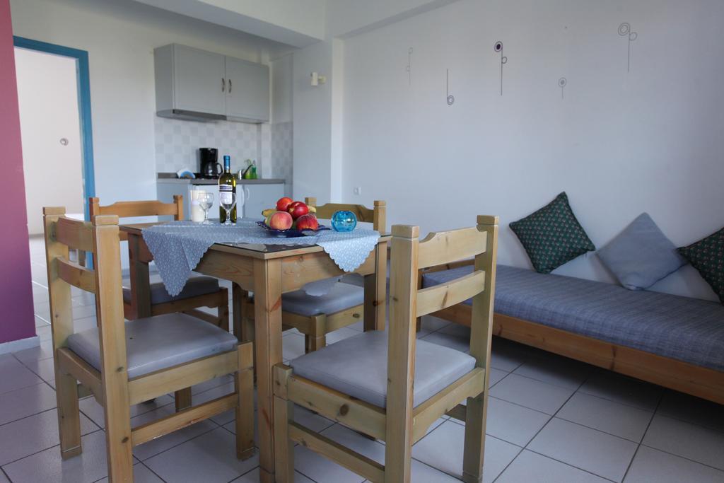 Amalthia Apartments Hersonissos  Ruang foto