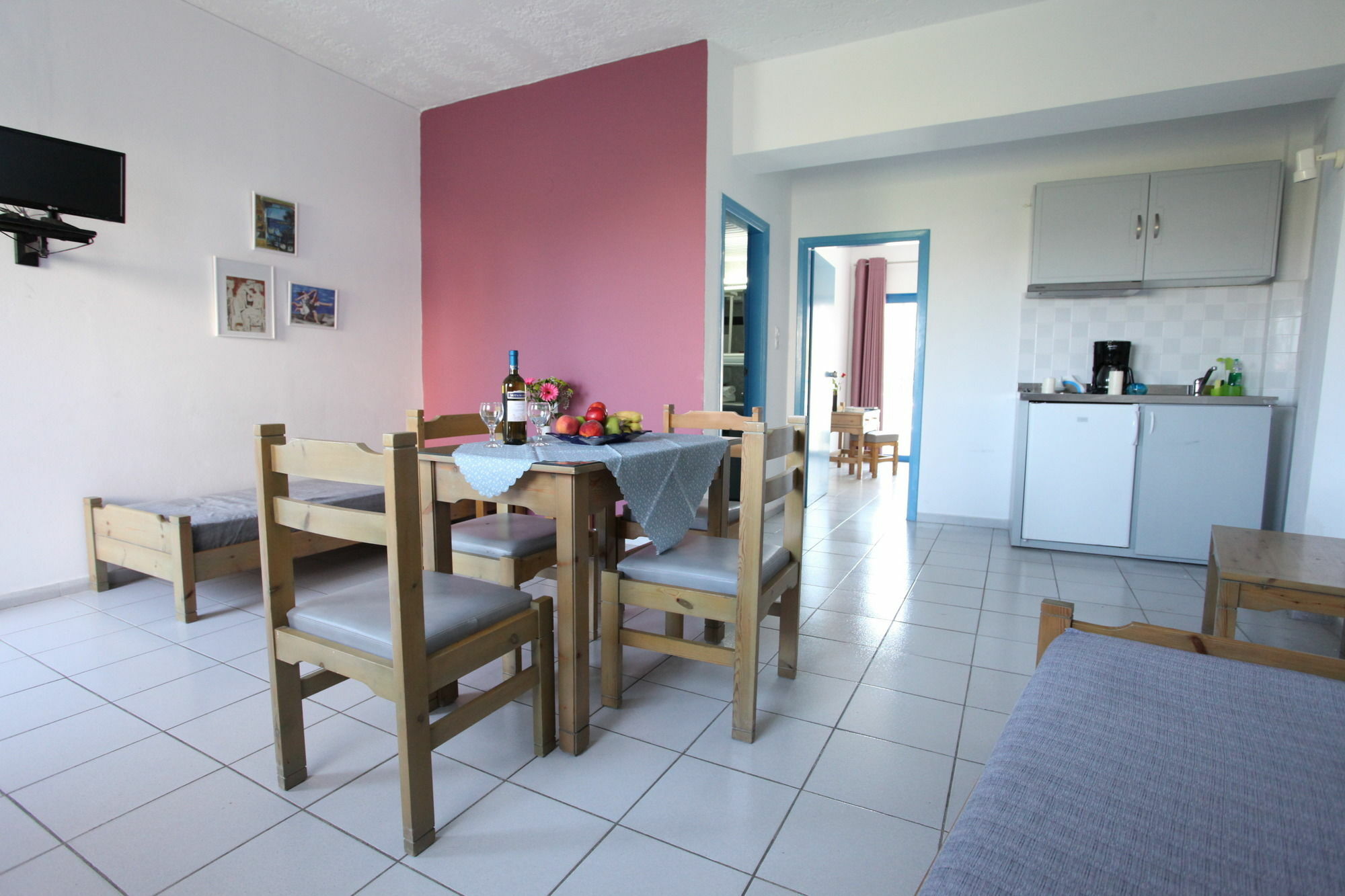 Amalthia Apartments Hersonissos  Bagian luar foto